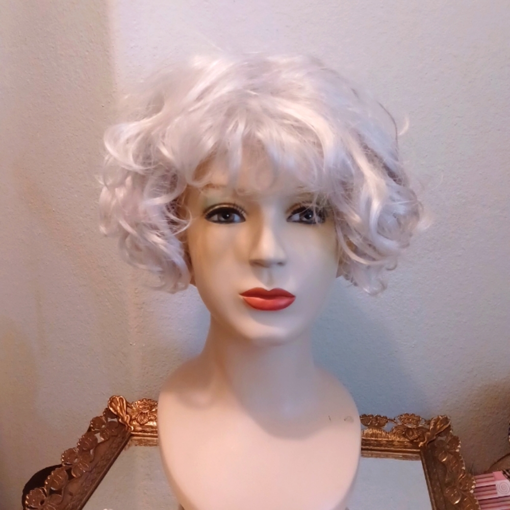 Paula Young Marilyn Monroe Platinum  Blonde  VTG  STARLET Wig Hair COSTUME